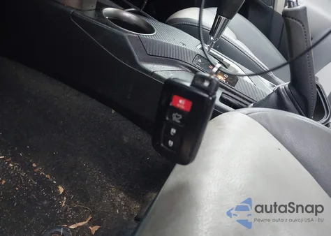 2014 Toyota Rav4 Limited z USA, uszkodzony, nr VIN 2T3YFREV1EW123738